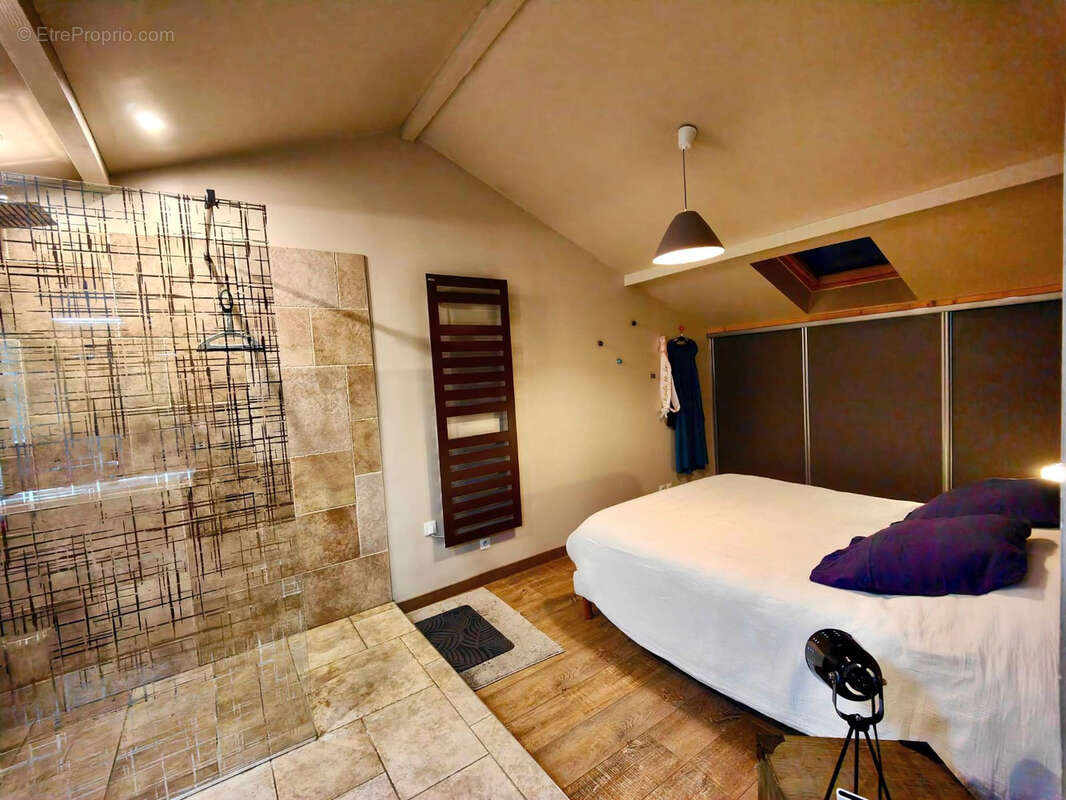 Maison à CIVRIEUX-D&#039;AZERGUES