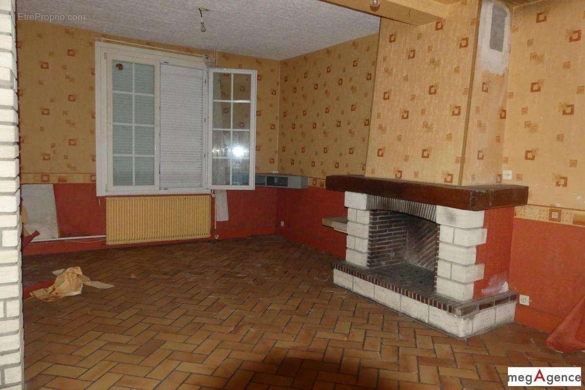 Gamaches :  Local Commercial 60m², habitation 110 m² environ, et jardin - photo 8