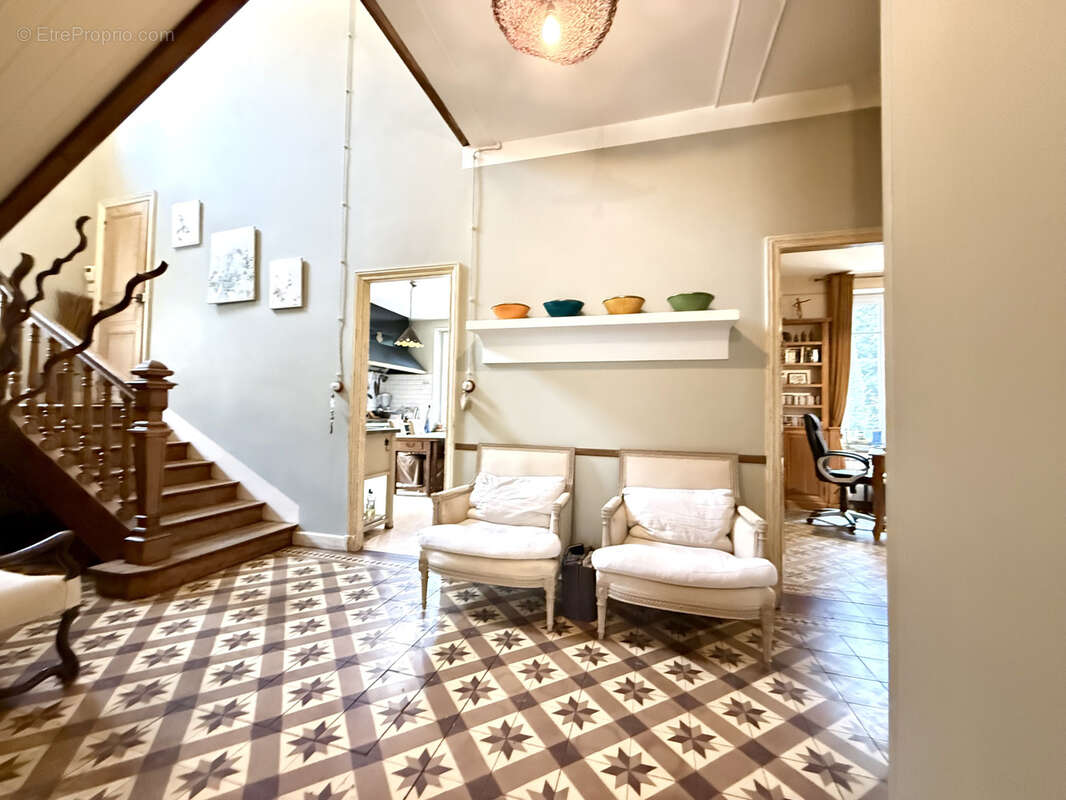 Maison à VILLENEUVE-LES-CORBIERES