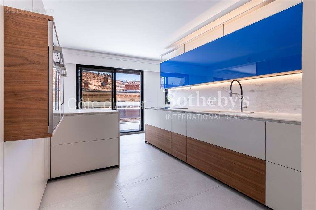 Nice Carré d'or. 3/4 pièces rénové grande terrasse, balcon, vue dégagée - photo 9