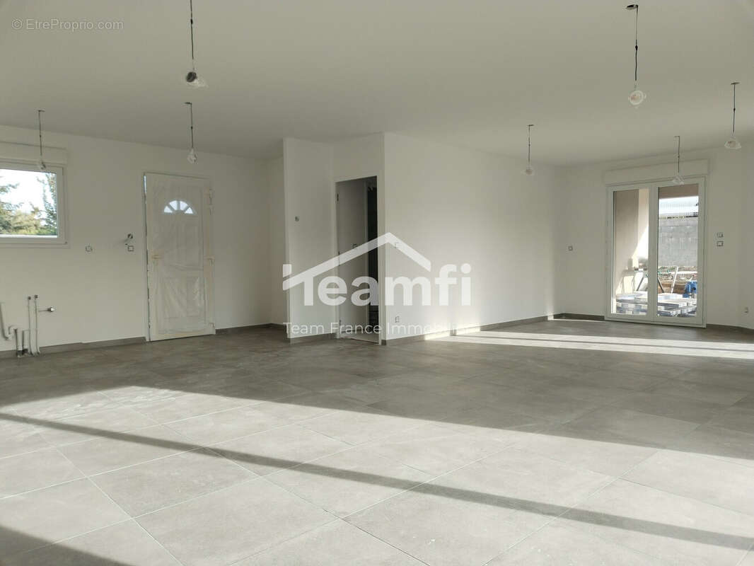 Maison 103 m² à Riom  - photo 5
