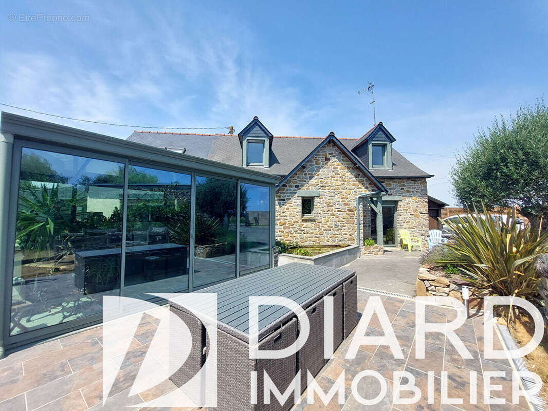 Maison 140 m² - Campagne ETRELLES - Terrain de 3400 m² - photo 2