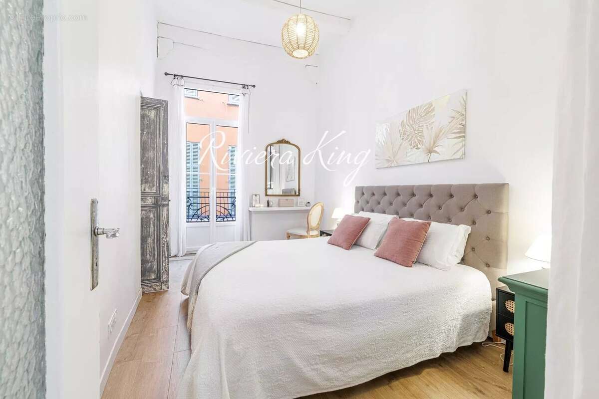 APARTMENT RENOVÉ- Vieille Ville -Villefranche-sur-Mer - photo 5