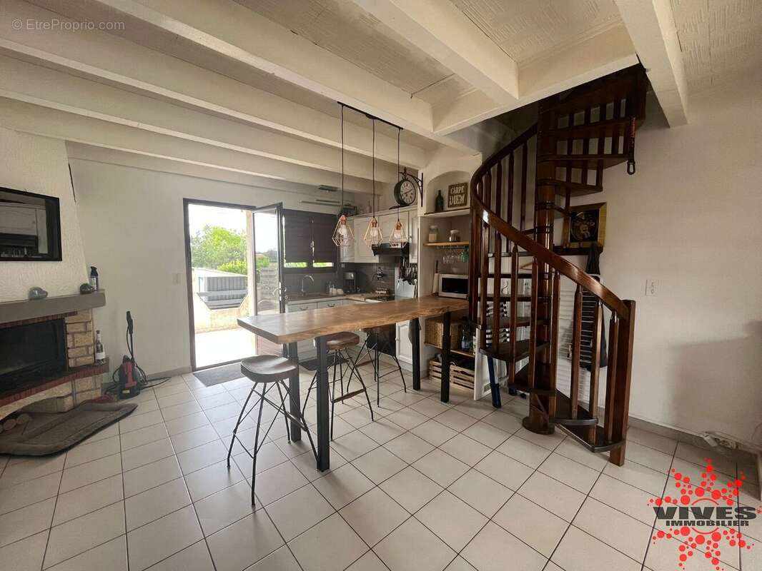 Maison R+1 proche plage - Idéal résidence secondaire ou investissement à Valras-Plage ! - photo 3