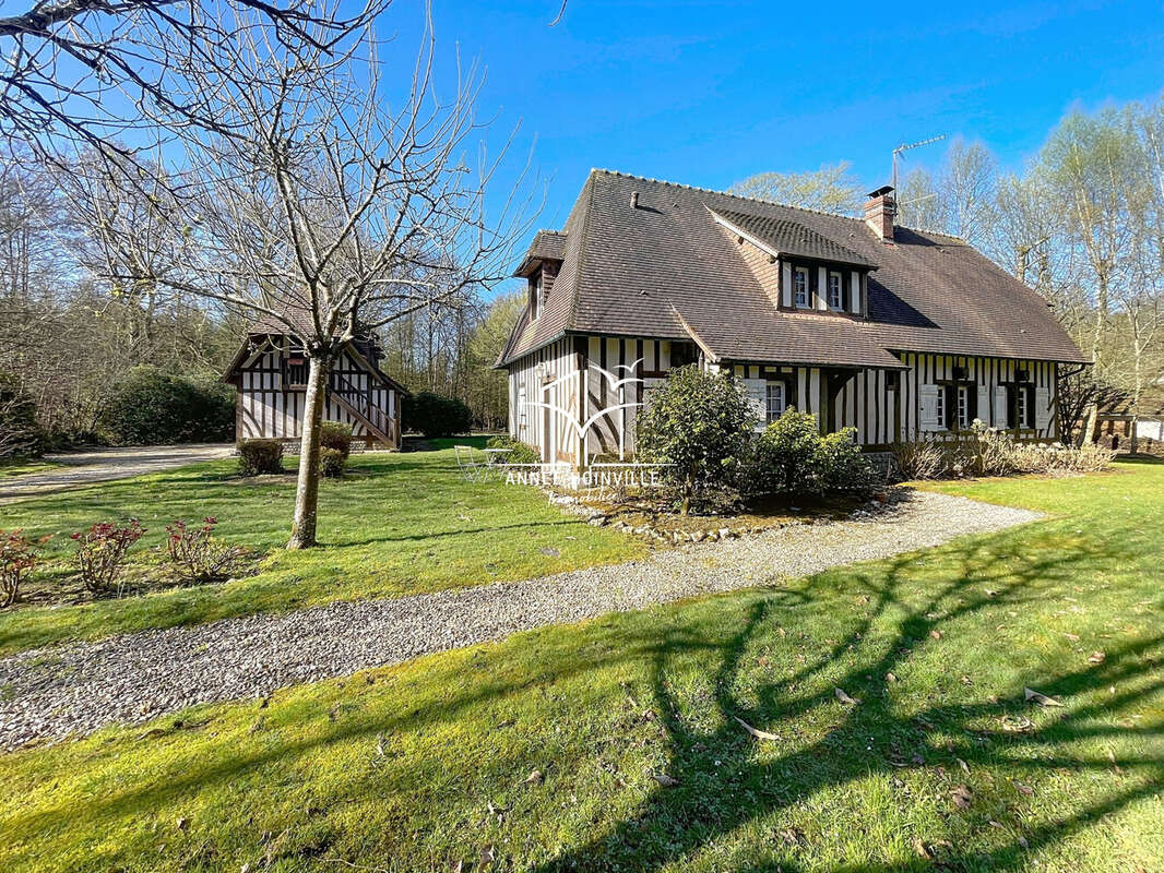 Maison à SAINT-GATIEN-DES-BOIS