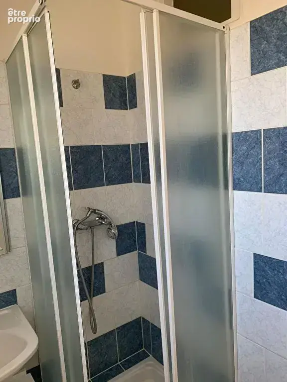 À vendre à CHATEAUDUN (28200), appartement de 47 m². - photo 6