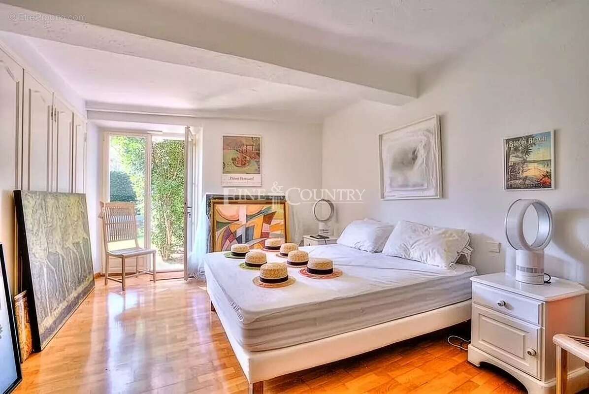 Maison à MOUGINS