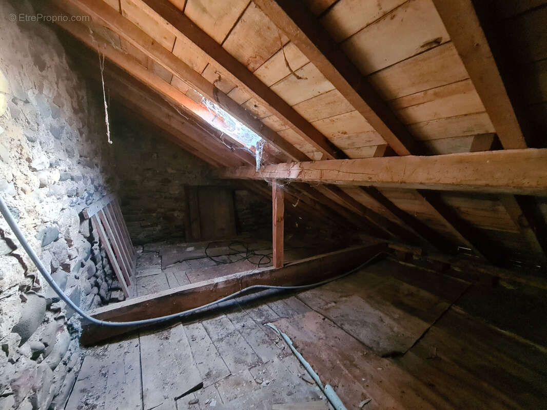 Maison à SAINT-COME-D'OLT