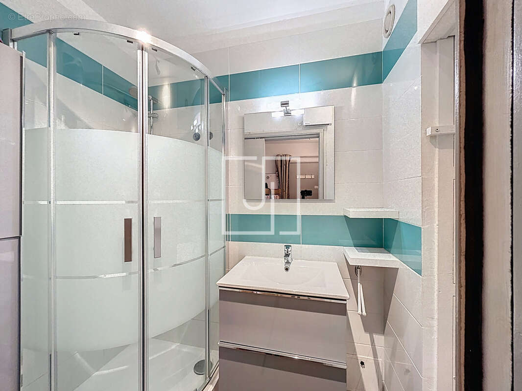 Appartement à SAINT-PONS