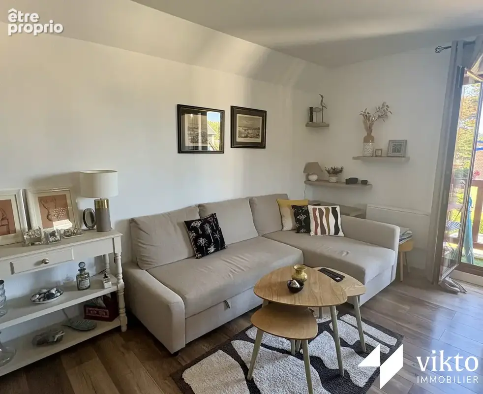 Appartement 48 m² à Saint-Arnoult  - photo 2