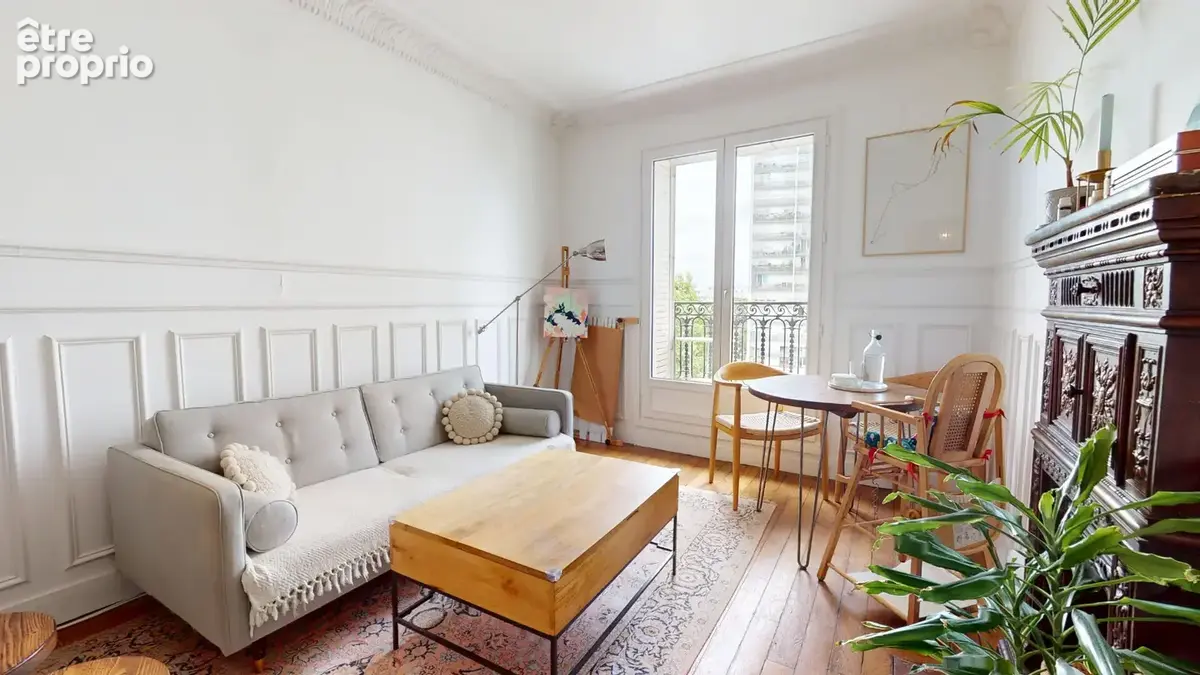 Appartement à PARIS-14E
