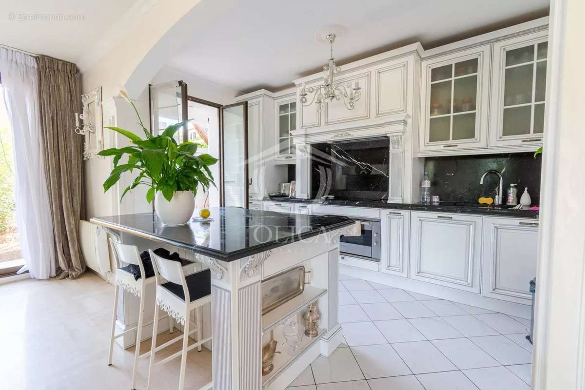 Maison à VILLENEUVE-LOUBET