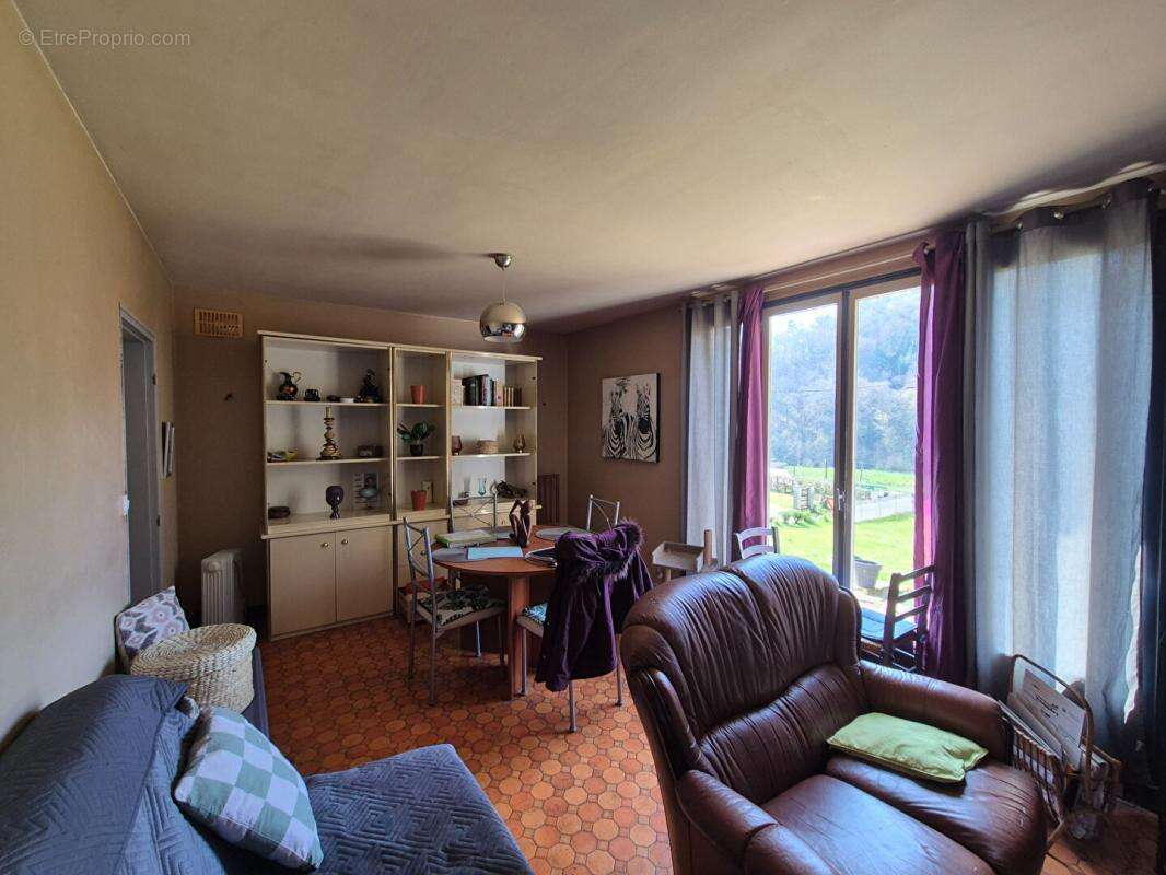Maison Saint Chamant 4 pièce(s) 90 m2 - photo 3