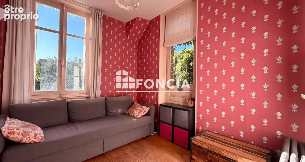 Orléans SAINT-MARCEAU, Maison Bourgeoise de 9 pièces - Piscine, garage double et grand jardin - photo 10