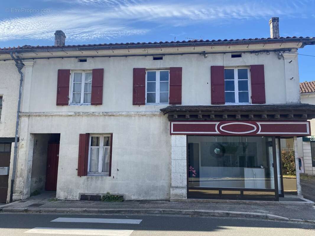 Maison de village de 4 chambres avec jardin et potentiel atelier - photo 18