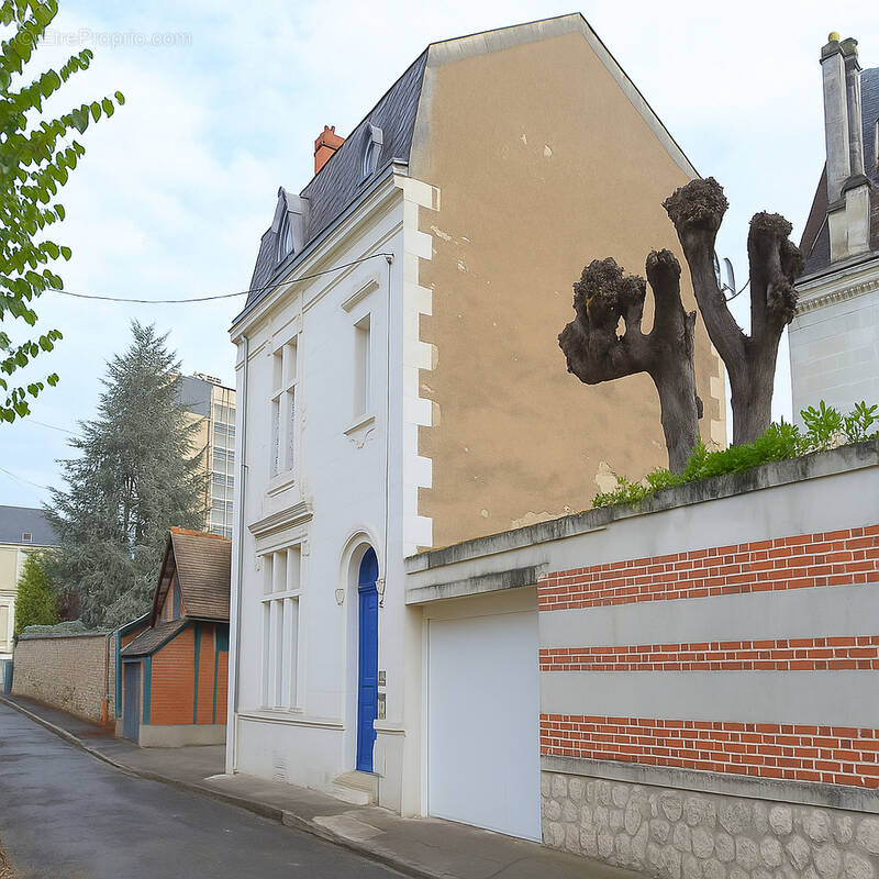 Maison à CHATELLERAULT