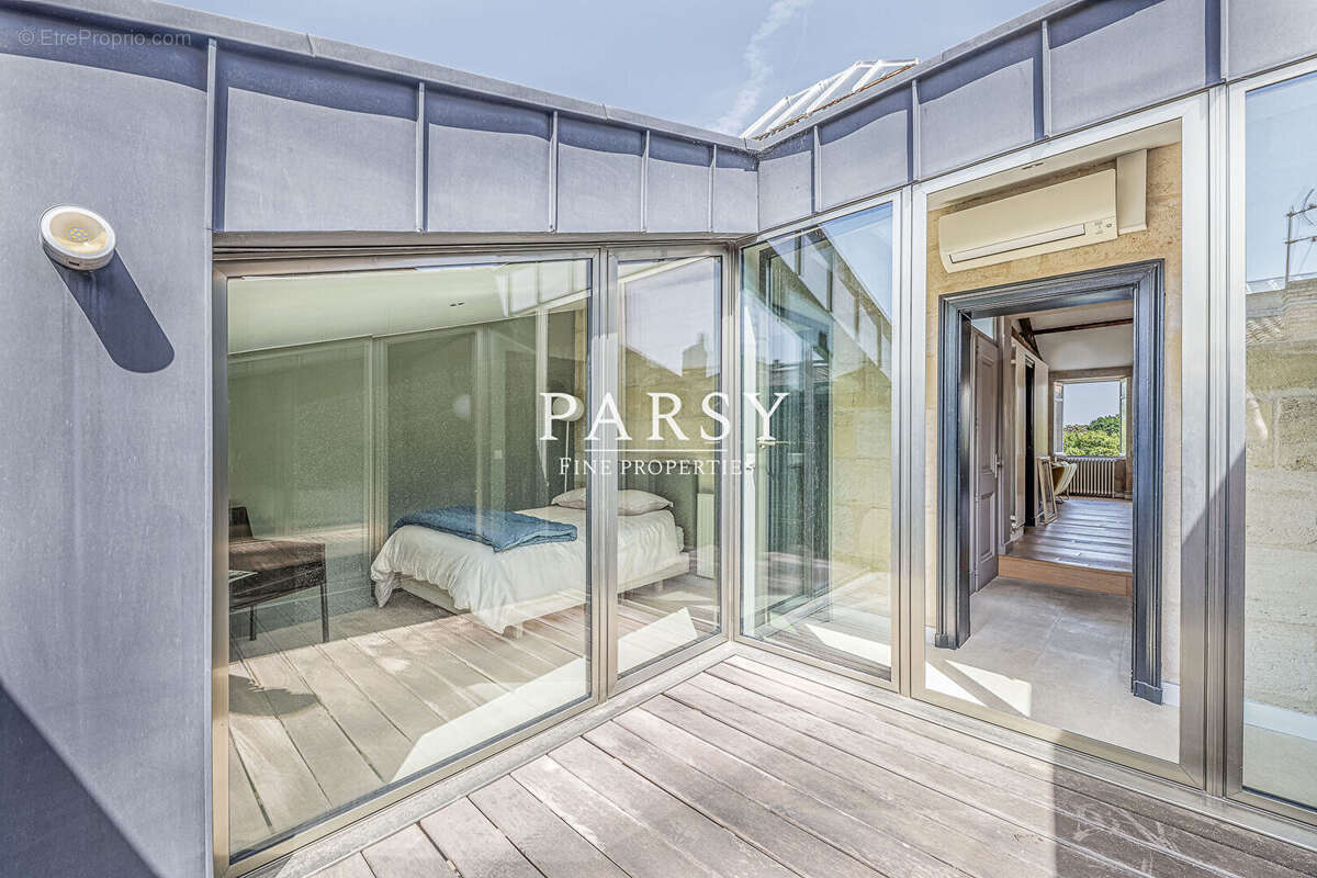 Appartement à BORDEAUX