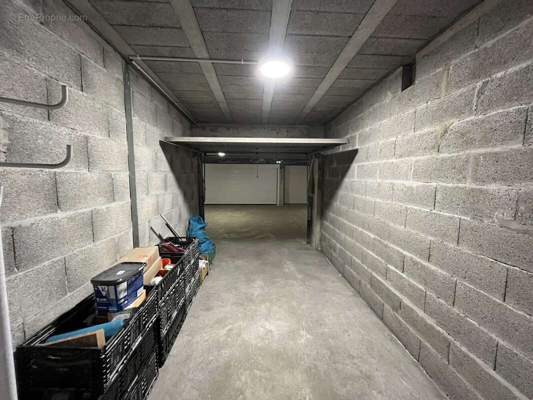 Parking 13 m² à Quintal  - photo 2
