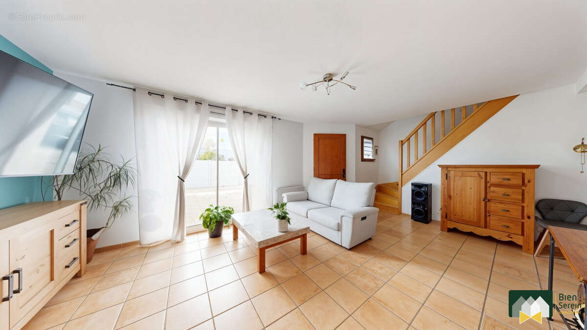 Maison à CHUISNES
