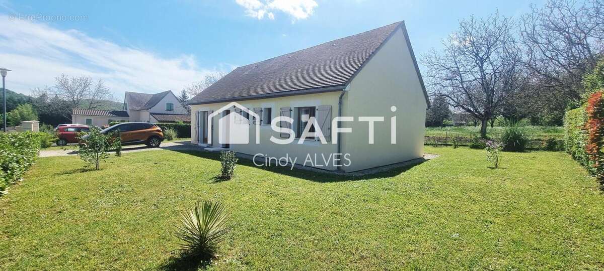 Photo 3 - Maison à MEYRONNE