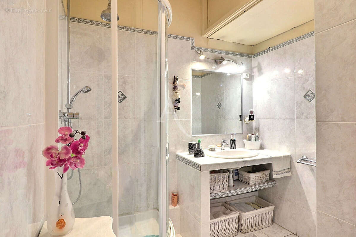 Appartement à MARSEILLE-8E