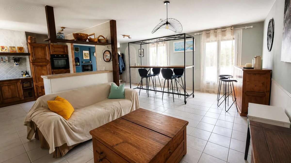 Maison de 6 pièces de 194 m² à Châtellerault, Antoigné - photo 4