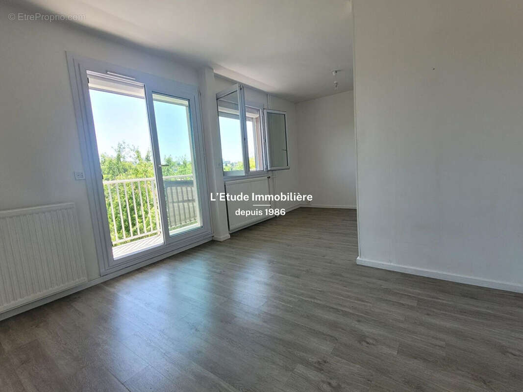 Appartement à SATHONAY-CAMP