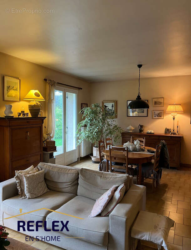 Maison à MARCELCAVE