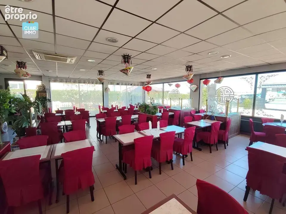 A macon fonds de commerce restaurant de 380 m² avec parkings - photo 3