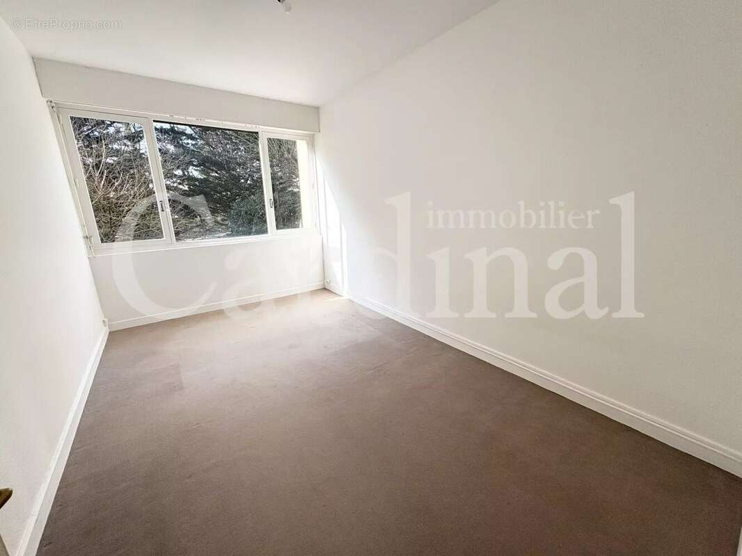 Appartement à NOISY-LE-ROI