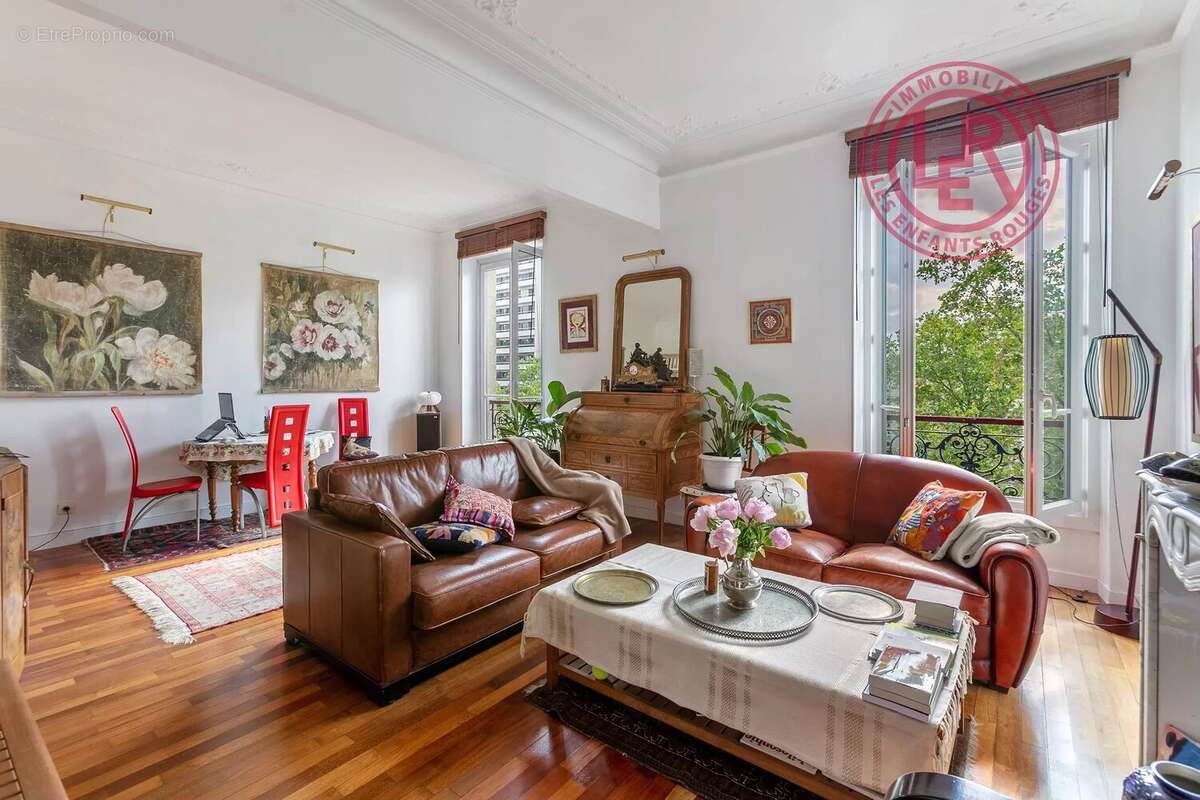 Appartement à PARIS-11E
