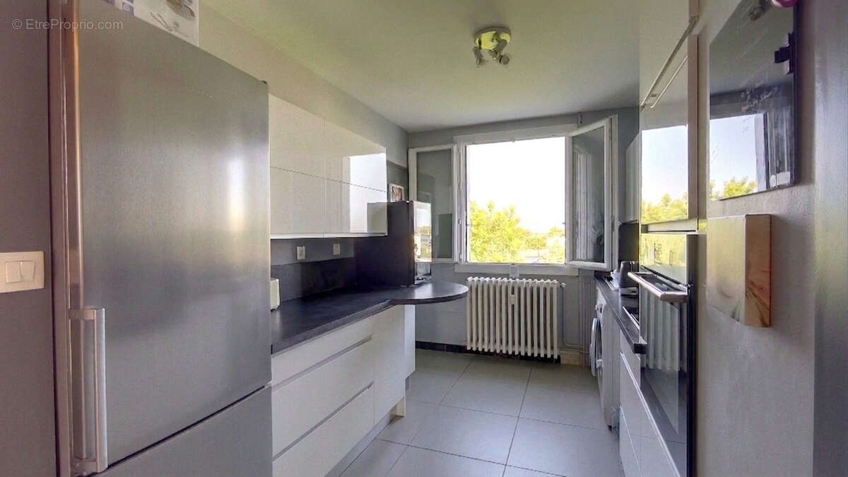 Quartier Châteauvert, Appartement type 3bis de 72m2 - photo 4