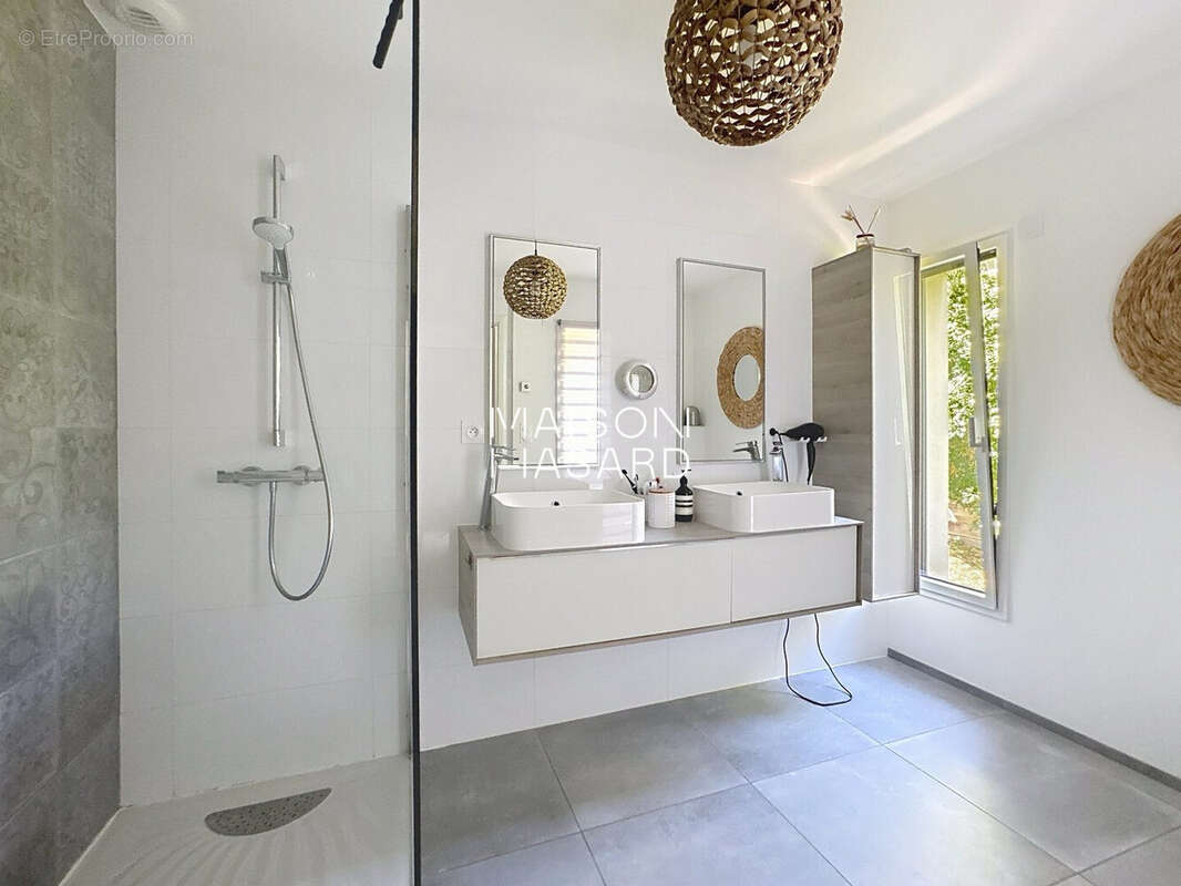 Maison à TALMONT-SAINT-HILAIRE