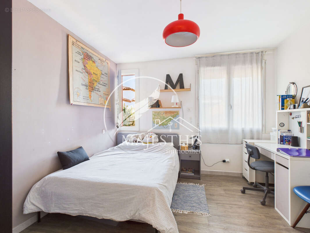Appartement à HYERES