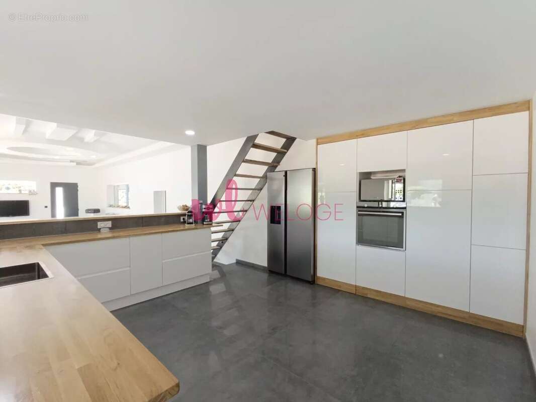 Maison à CHAMBOST-ALLIERES