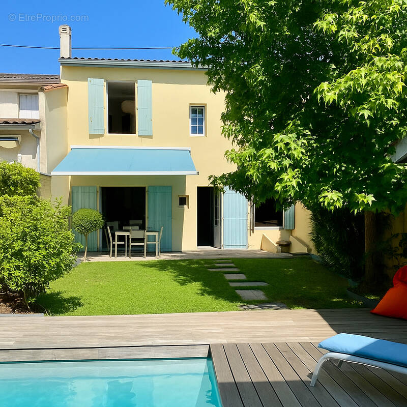 Maison à BORDEAUX