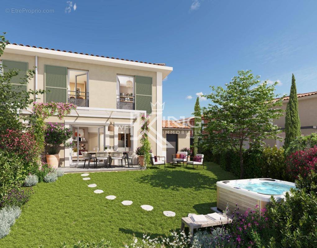 Maison à COGOLIN