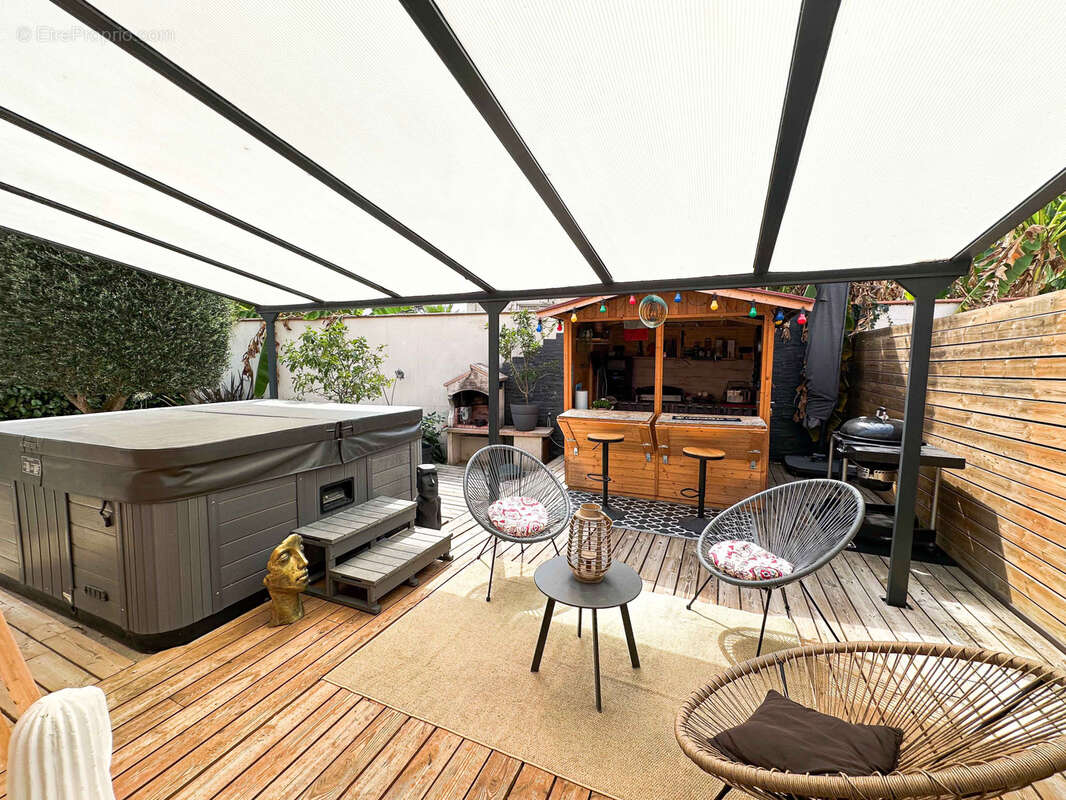 Maison à LE PASSAGE