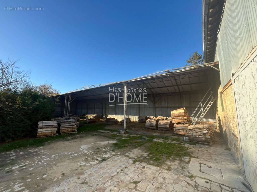 Maison à JOUY-LE-CHATEL