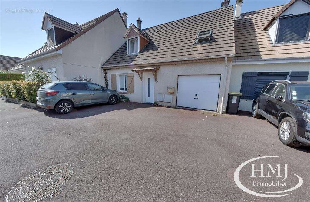 Maison à LISSES