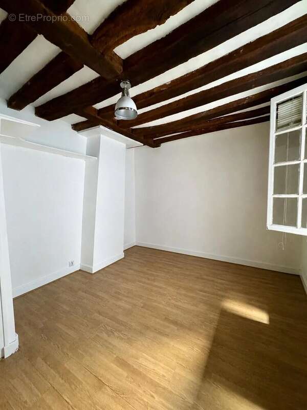 Appartement à PARIS-4E