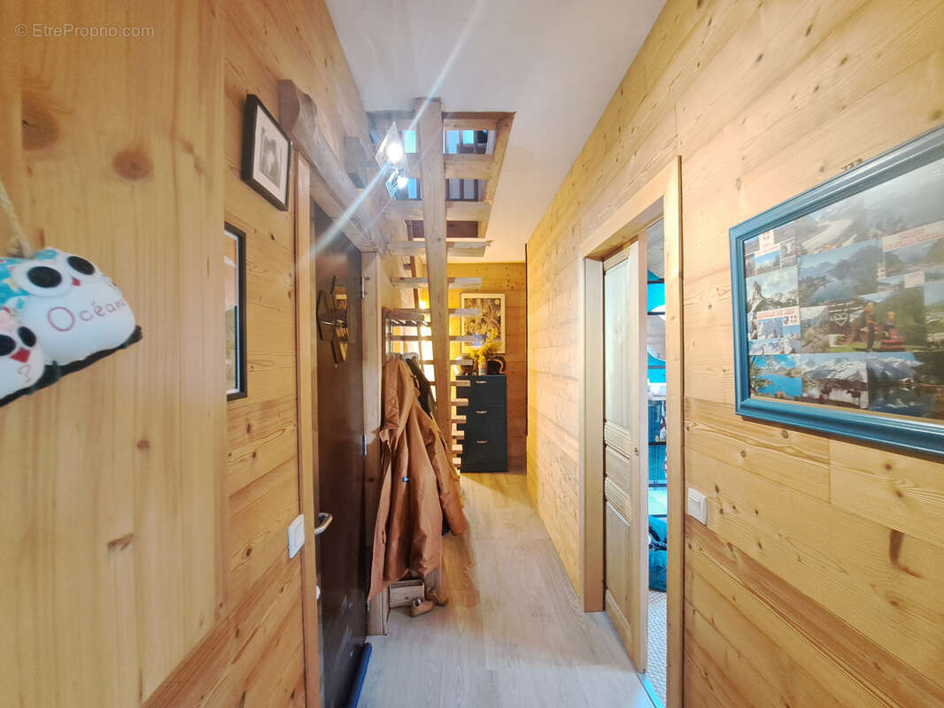 Appartement à MENTHON-SAINT-BERNARD