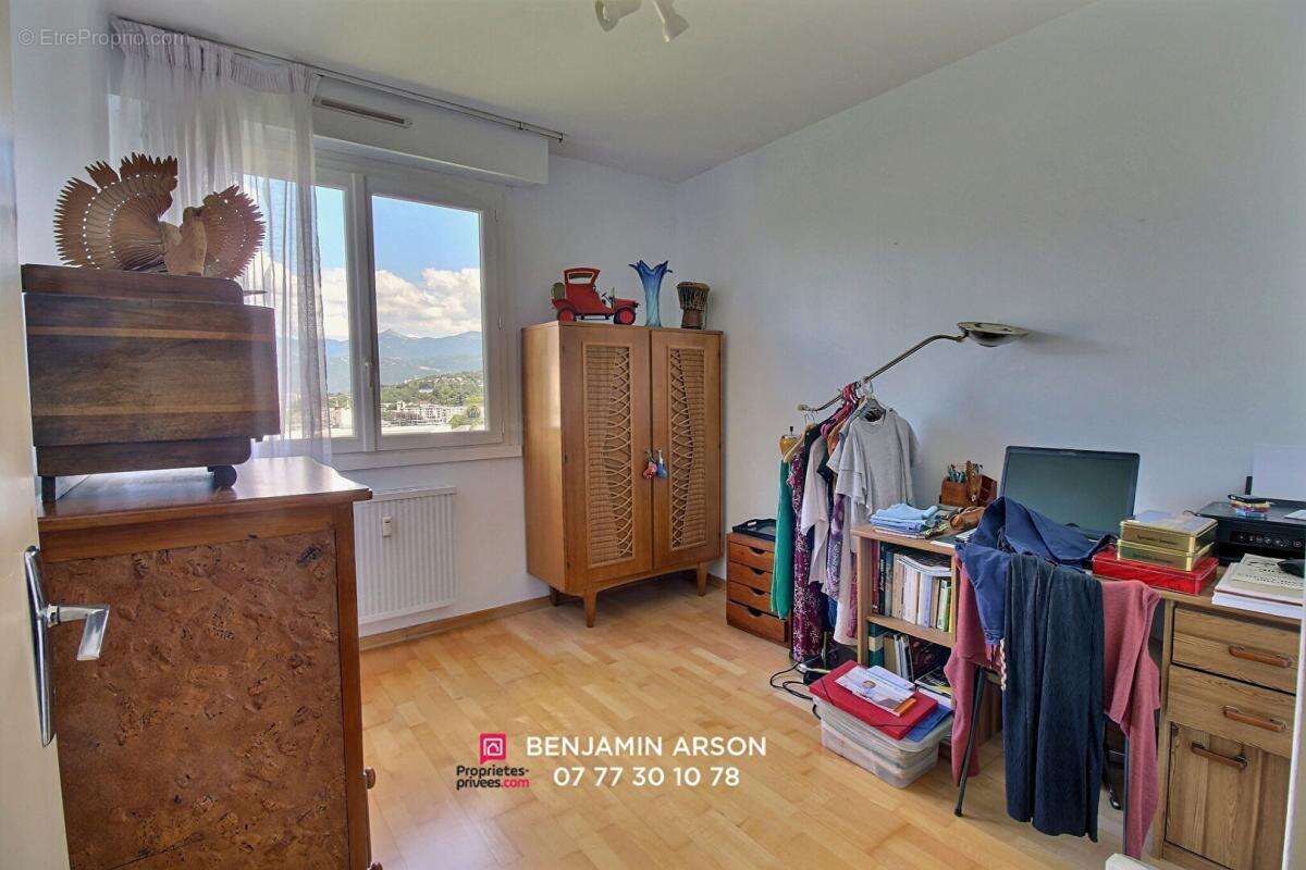 Appartement à COGNIN