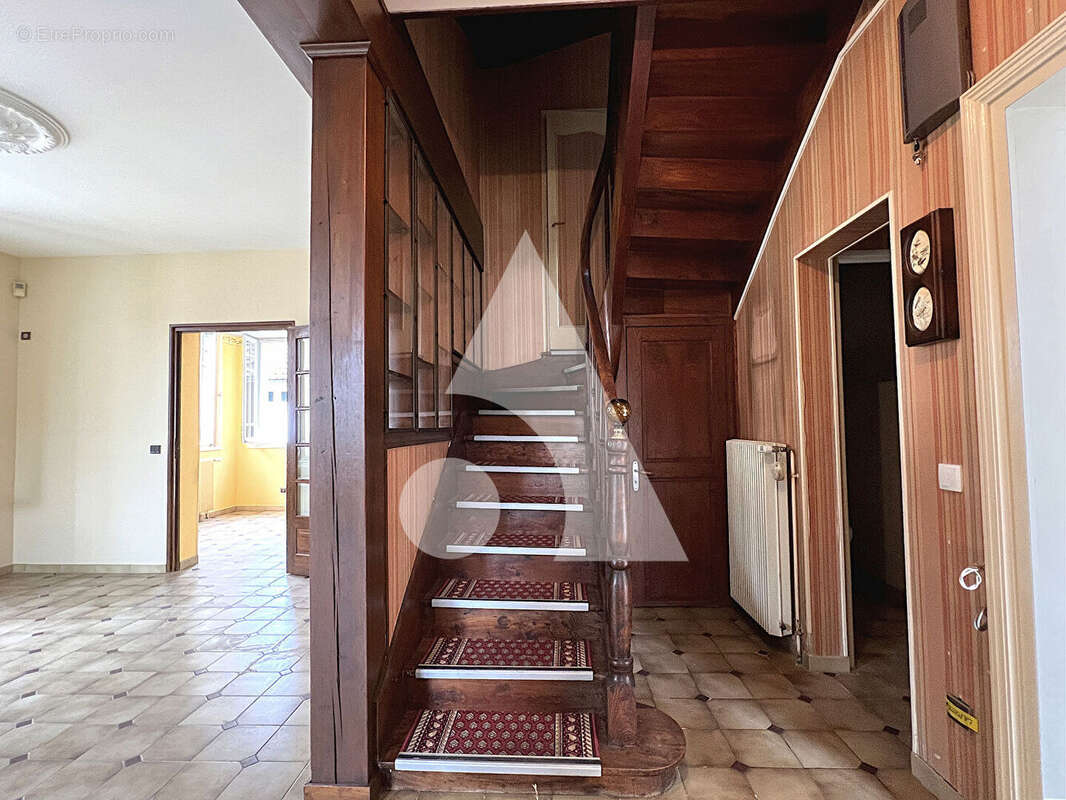 Maison à MONTPON-MENESTEROL