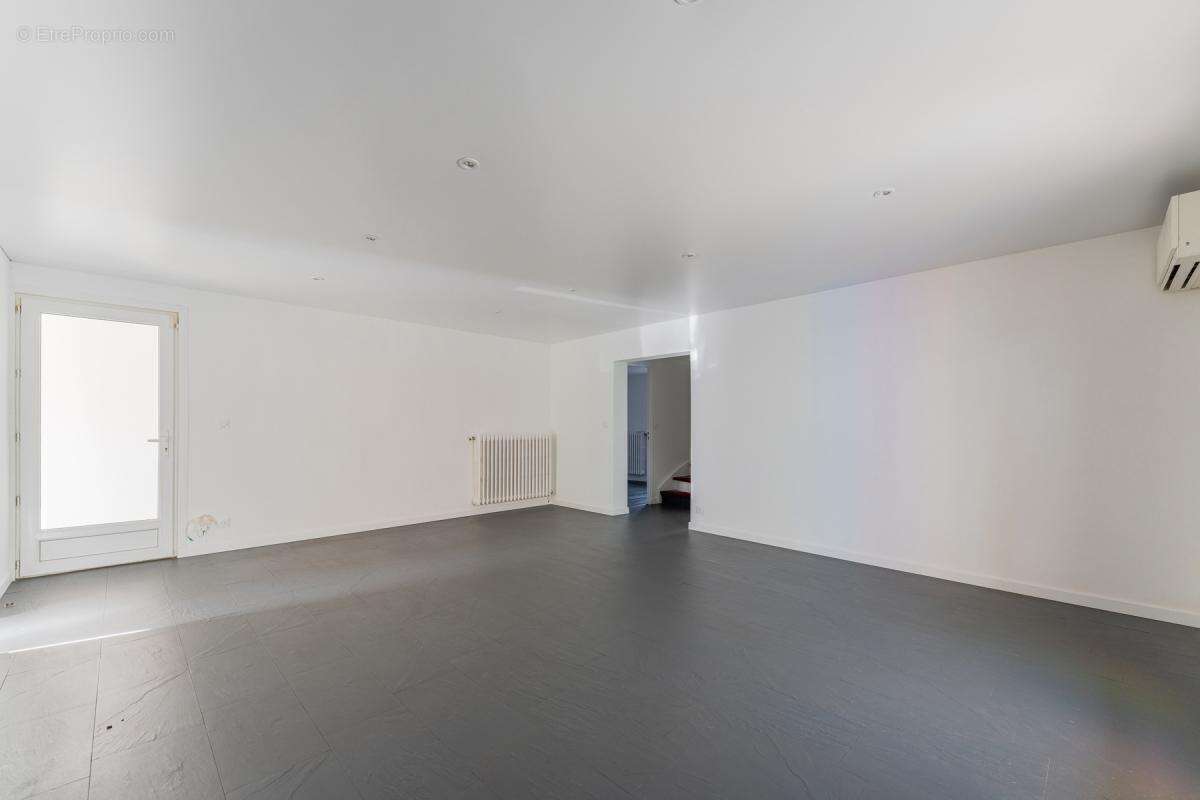 Maison à RILLIEUX-LA-PAPE