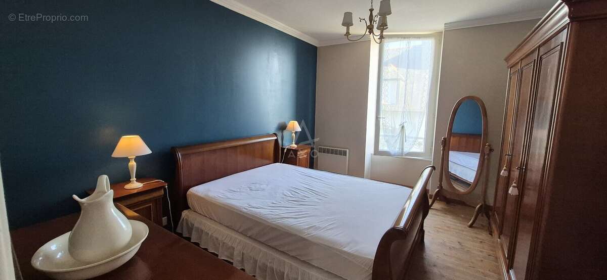 Maison à CAMARET-SUR-MER