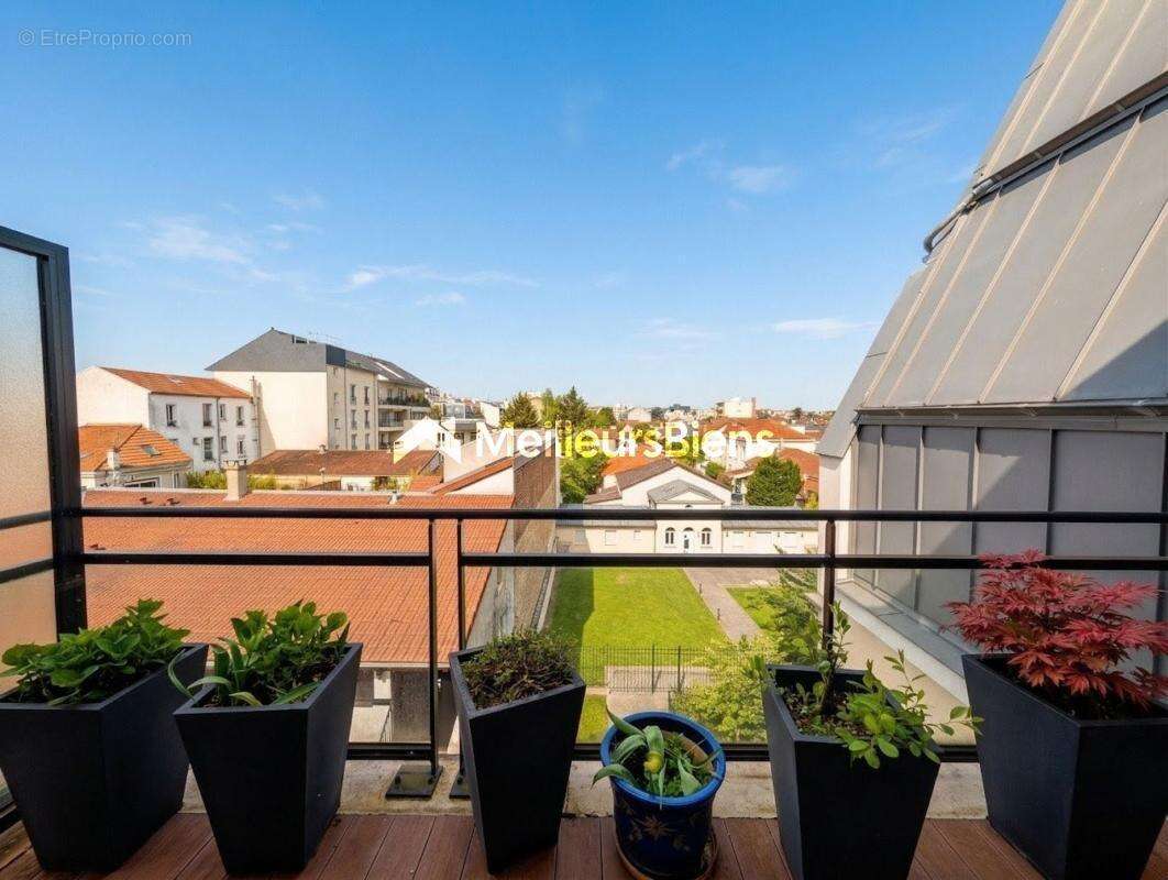 Appartement à SAINT-MAUR-DES-FOSSES