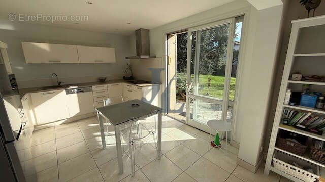 Maison à PORTES-LES-VALENCE