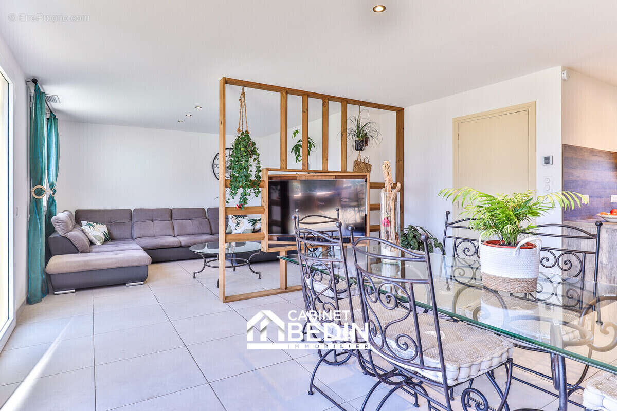 Maison 156 m² à Ychoux  - photo 4