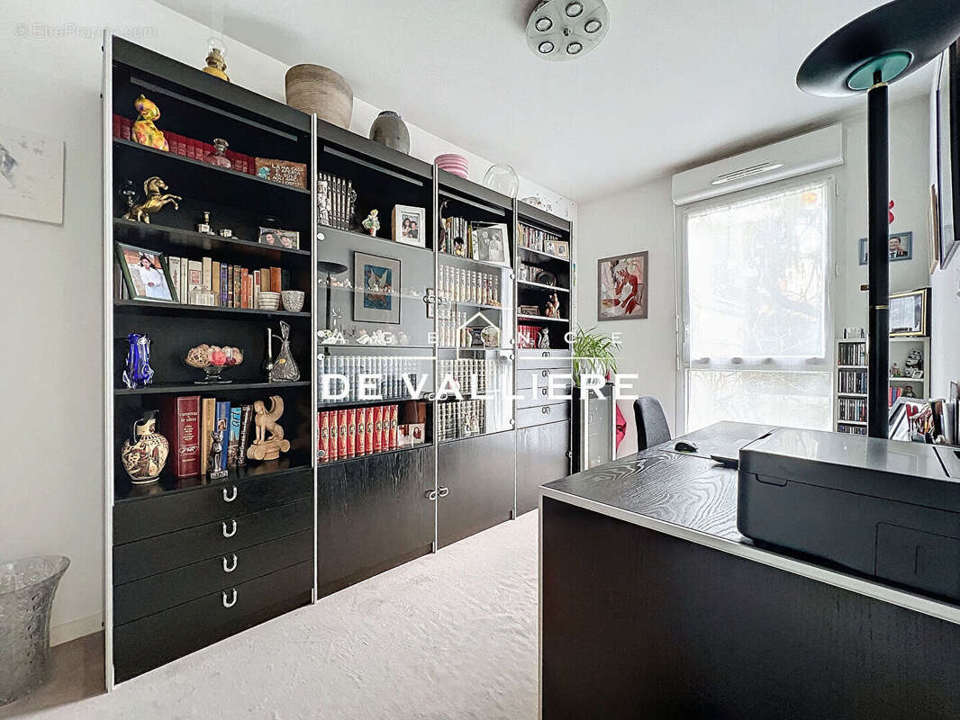 Appartement à NANTERRE